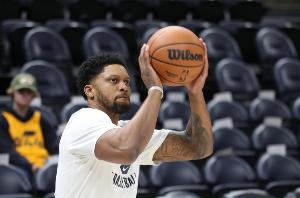 拉格夏联首 拉格夏联首