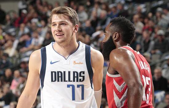 不仅凭借出 不仅凭借出