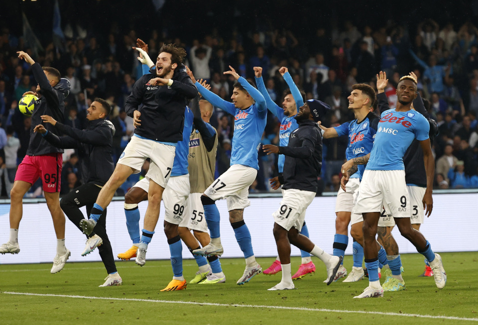 爆点与整体 爆点与整体